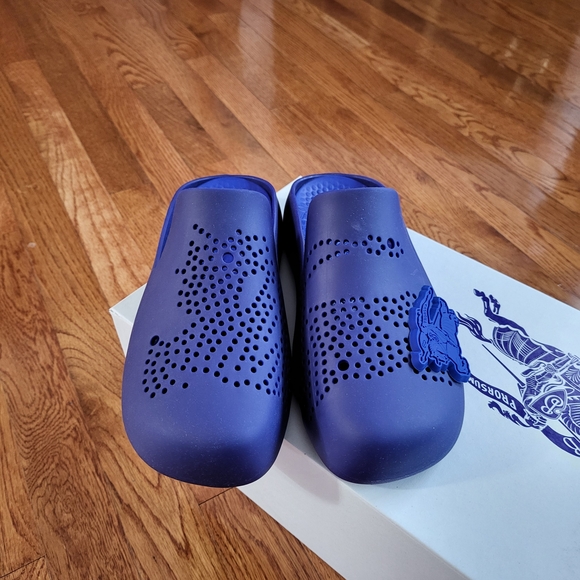 Burberry Blue Embossed Mules - Picture 2 of 11